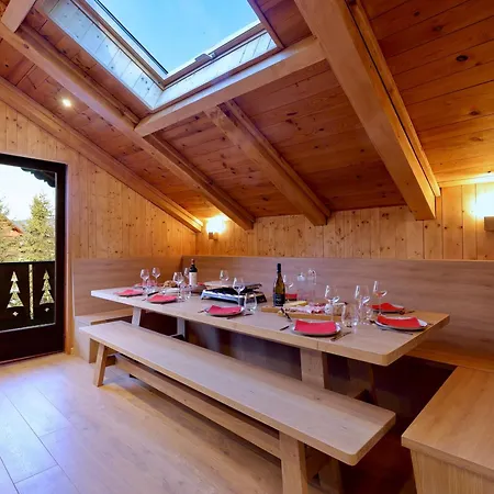 Moderne A La Tania Avec Sauna Et Parking - Fr-1-575-251 *